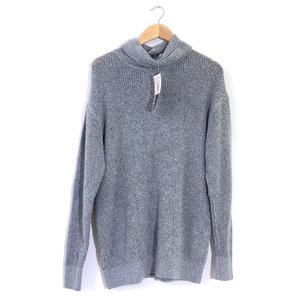Polly & Esther Gray + White Ribbed Crochet Knit Long Sleeve Sweater L